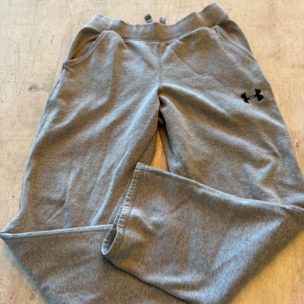 Under Armour Sweatpants Joggers - Size Y XL